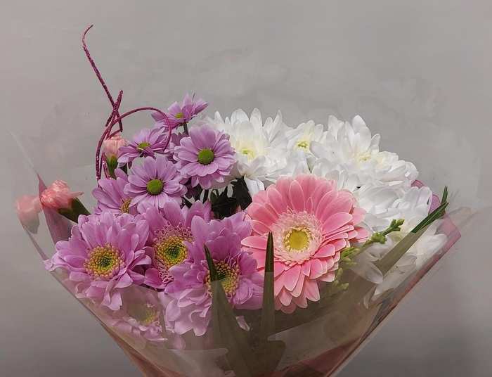 <h4>Boeket Wies rose</h4>