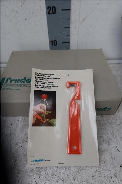 <h4>HUIS EN TUINDECO H%</h4>