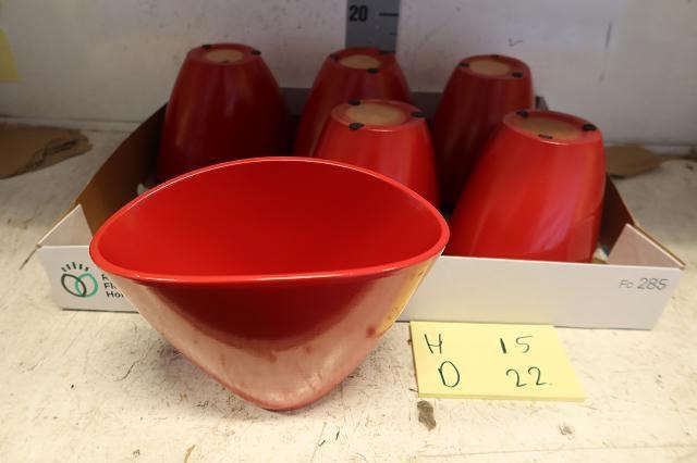 <h4>HUIS EN TUINDECO H%</h4>