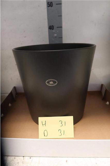 <h4>HUIS EN TUINDECO H%</h4>