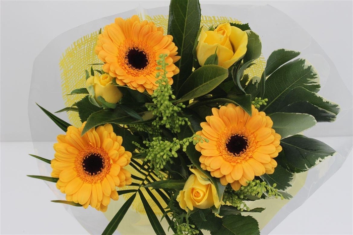 <h4>Boeket Lisa Geel</h4>