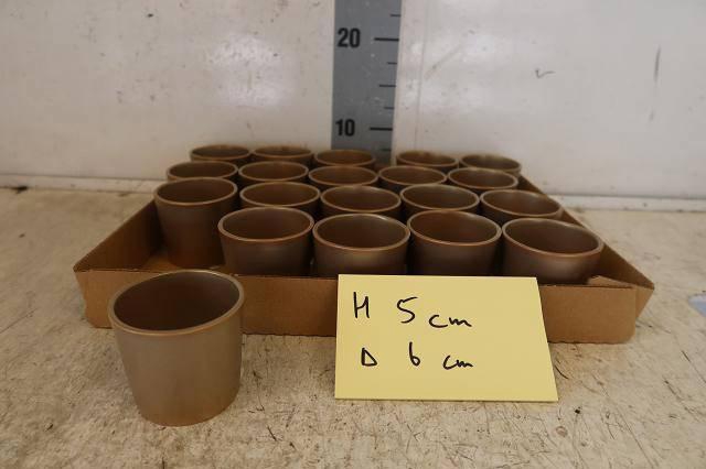 <h4>HUIS EN TUINDECO H%</h4>