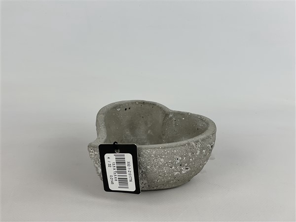 Heart cement planter grey 13,5*13,5*h6