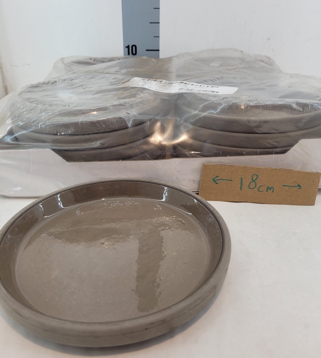 <h4>HUIS EN TUINDECO OV</h4>