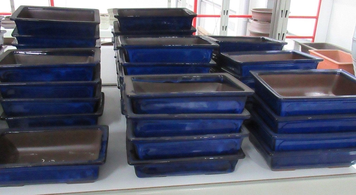 <h4>pot rectangle glazed blue (22x16x5,5)</h4>