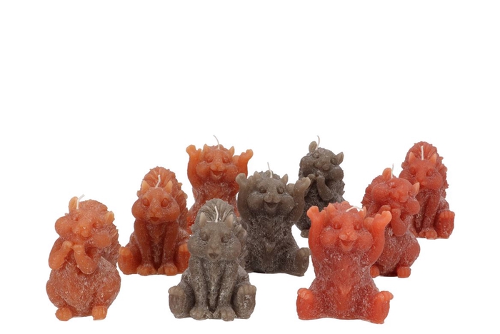<h4>Candle Frosty Squirrel Scottish Brown Mix Ass 8x9cm</h4>