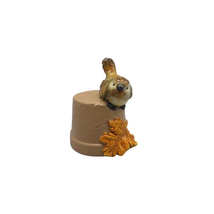 <h4>Bird Tawny L8.5W7.5H10</h4>