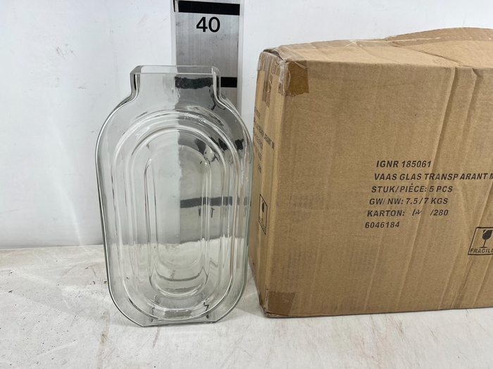 <h4>HUIS EN TUINDECO H%</h4>