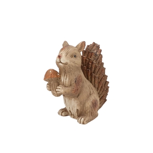 Wonderland Scottish Brown Squirrel Mushroom 18x10x20cm