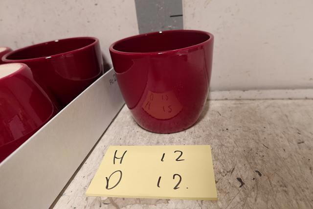 <h4>HUIS EN TUINDECO H%</h4>