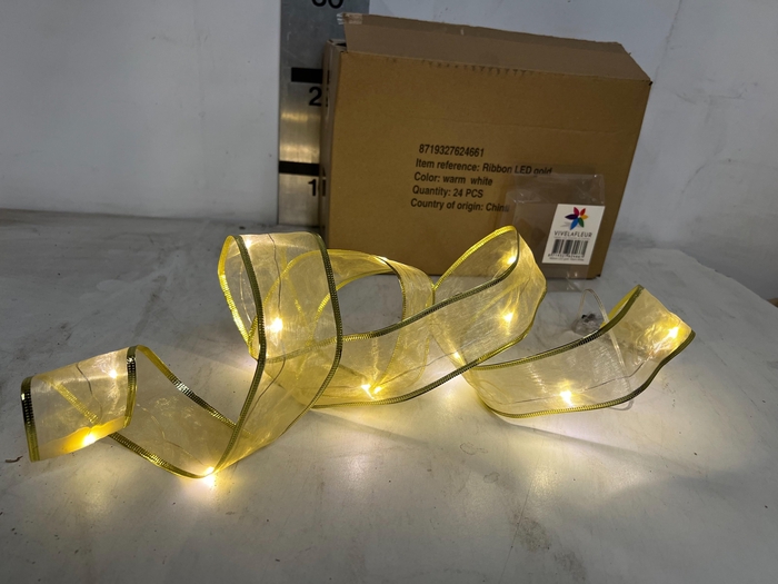 <h4>HUIS EN TUINDECO H%</h4>