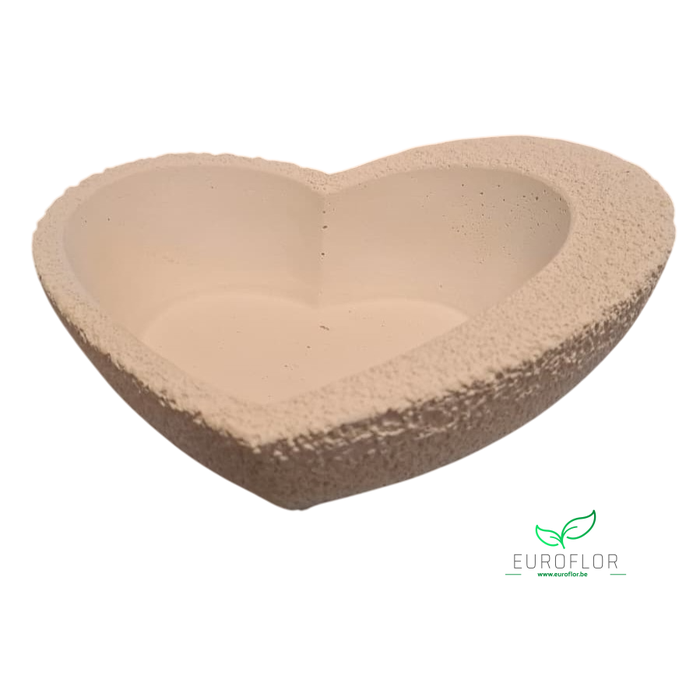 <h4>HEART PLANTER 18*15*H6 WHITE</h4>
