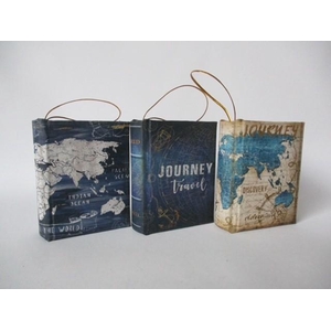 Books Hanging 9,5x7cm World Mi