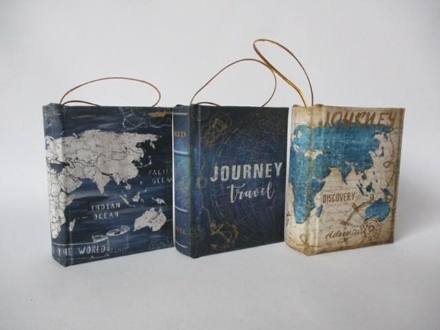 Books Hanging 9,5x7cm World Mi