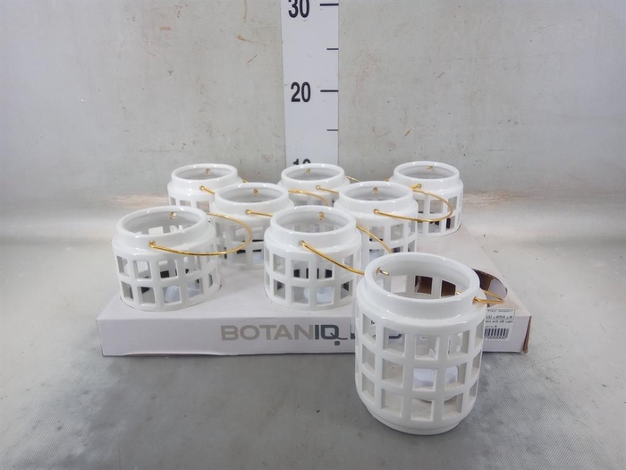 <h4>Decoratieve materialen   ...H%</h4>