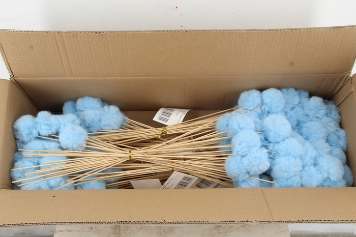 <h4>Stick Ball Fluffy Ø6 Lt. Blue</h4>