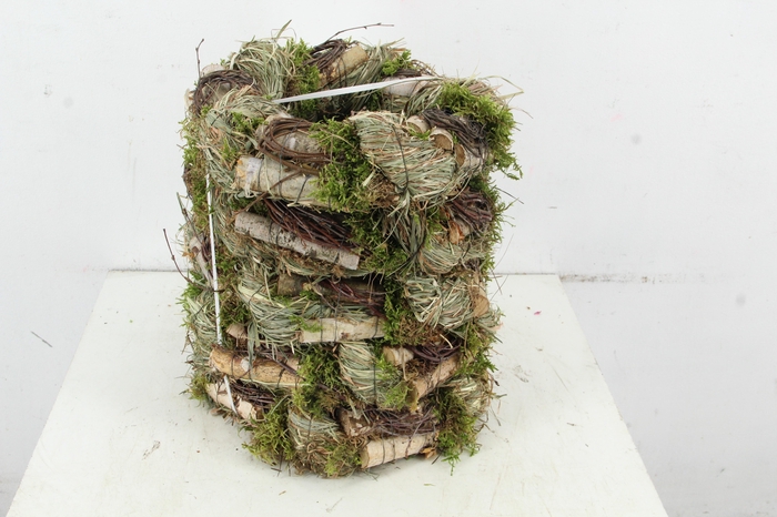 <h4>WREATH Ø30CM 747</h4>