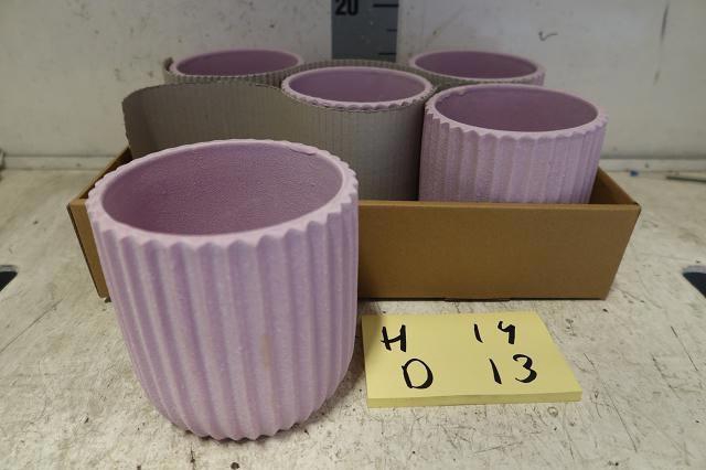 <h4>HUIS EN TUINDECO H%</h4>