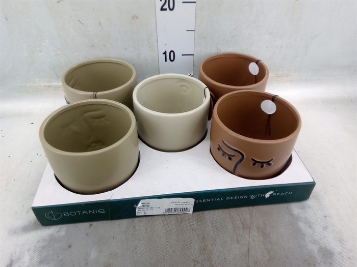 <h4>Decoratieve materialen   ...H%</h4>