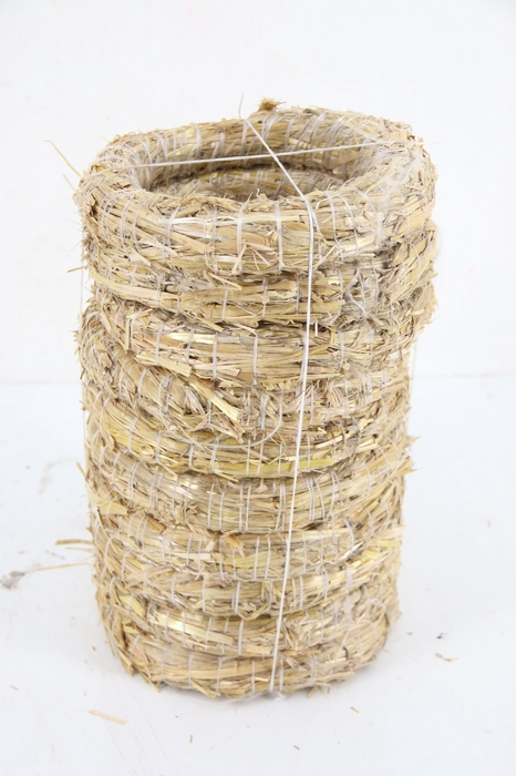 <h4>Wreath Straw 20/3cm</h4>