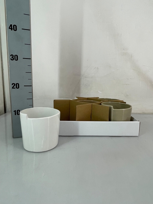 <h4>HUIS EN TUINDECO H%</h4>