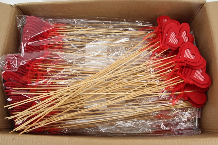 <h4>Stick Heart Felt Red Chequered</h4>