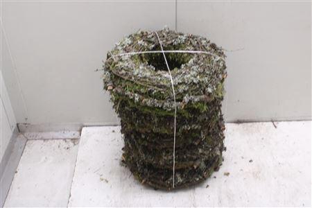 <h4>Krans Lariks 30 Cm</h4>