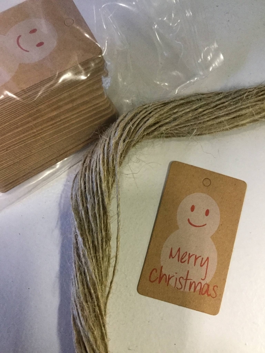 KAARTJE MINI KRAFT - MERRY CHRISTMAS (SNOWMAN) - 3*5CM - 100PCS