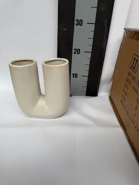 <h4>HUIS EN TUINDECO H%</h4>