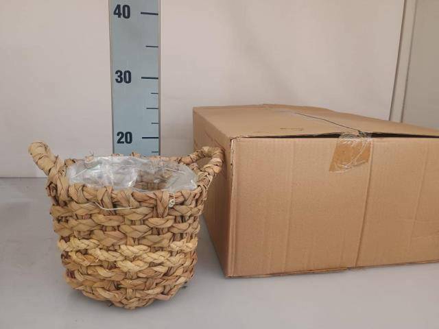 <h4>HUIS EN TUINDECO H%</h4>