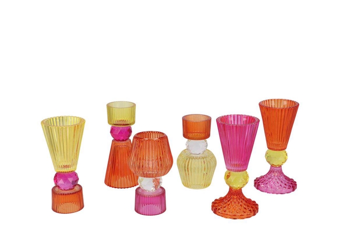 <h4>Roman Twist Fuchsia T-light Ass 8x13cm</h4>