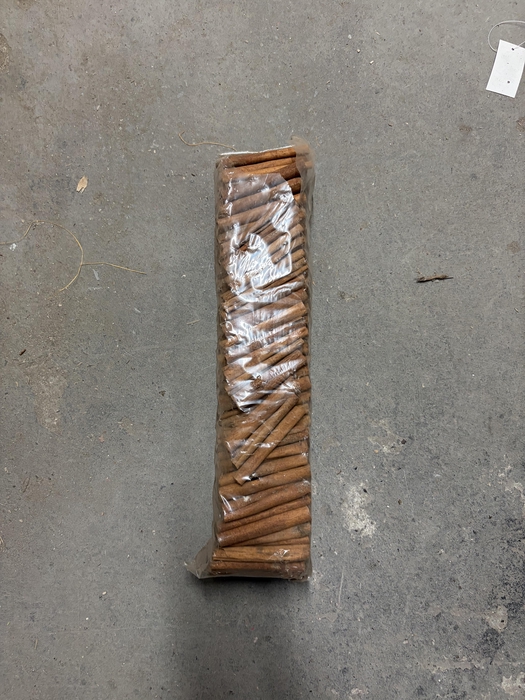 <h4>Canelle 1kg</h4>