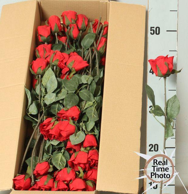 <h4>Roses artificielles rouge</h4>