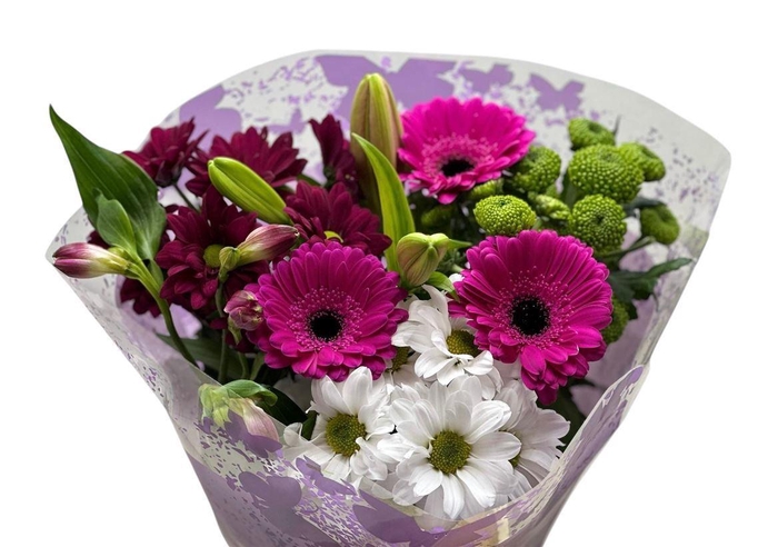 <h4>Bq Lisanne Cerise (10 Stems)</h4>