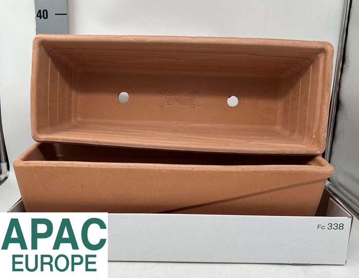 <h4>Jardinière 50cm en terre cuite orange</h4>