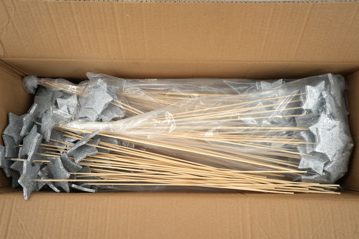 <h4>Pick glitter star foam d.7cm+50cm stick silver</h4>