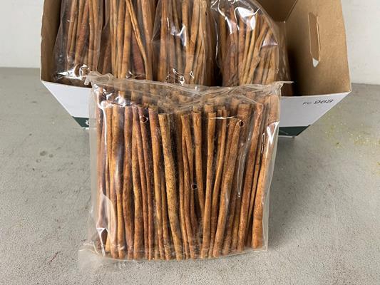 <h4>Cinnamon Stick 18cm Bag (1kg)</h4>