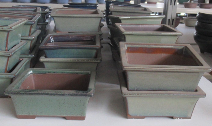 <h4>pot rectangle glazed olive green(13x10x5,5)</h4>