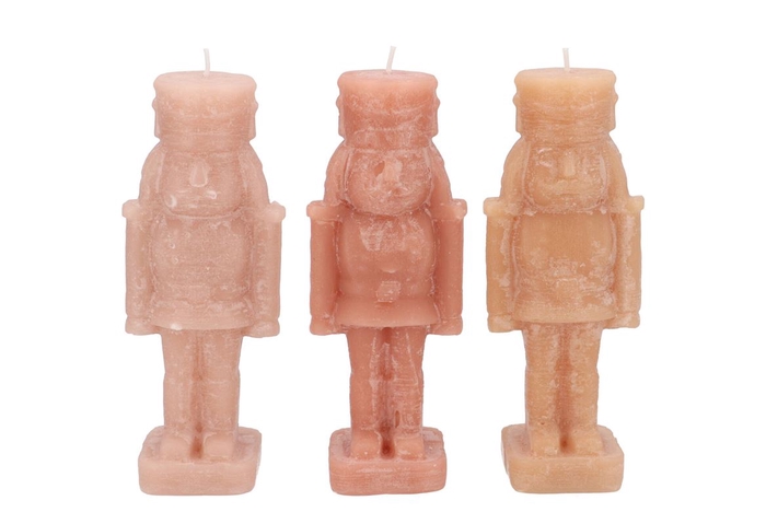 <h4>Candle Frosty Nutcracker Warm Sand Mix 7x7x20cm</h4>