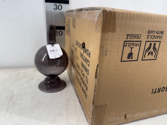 <h4>HUIS EN TUINDECO H%</h4>