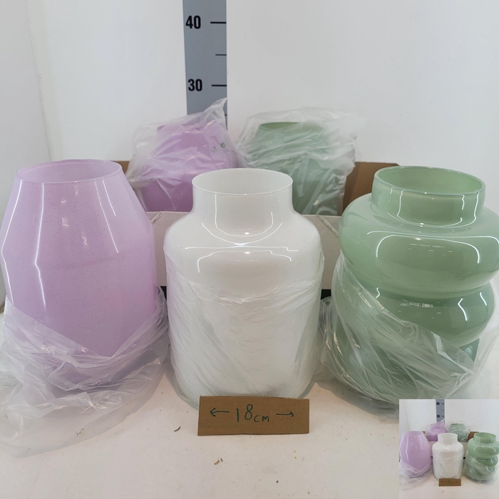 <h4>HUIS EN TUINDECO OV</h4>