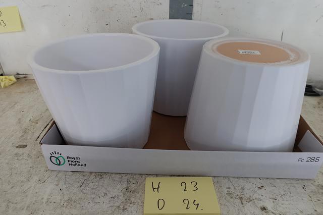 <h4>HUIS EN TUINDECO H%</h4>