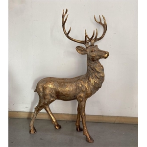 /DEER CERVIDE L81W46H130$