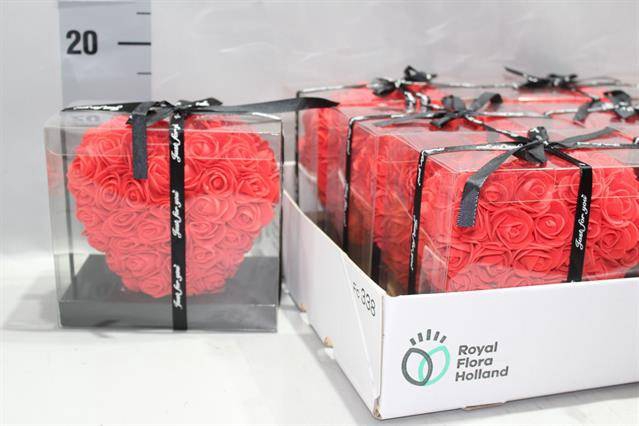 <h4>*DIV HART ZIJDE ROOS 15CM</h4>