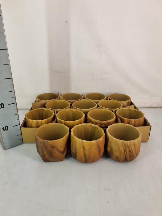 <h4>HUIS EN TUINDECO H%</h4>