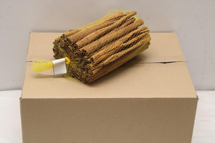 <h4>Cinnamon 20cm Kg bags</h4>
