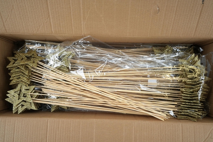 <h4>Pick star open d.9cm+50cm stick gold glitter</h4>