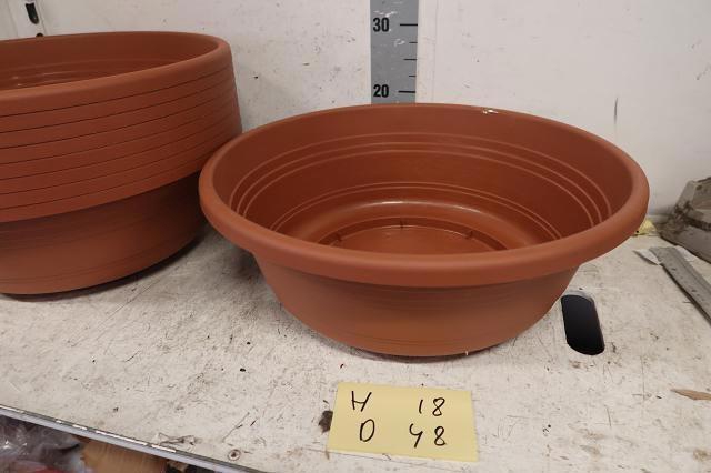 <h4>HUIS EN TUINDECO H%</h4>