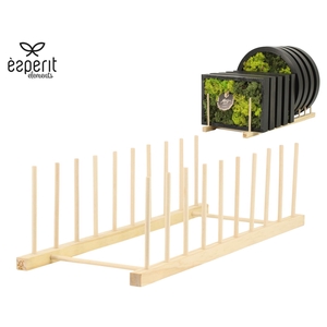 H0000: Hardwaress Moss Art display