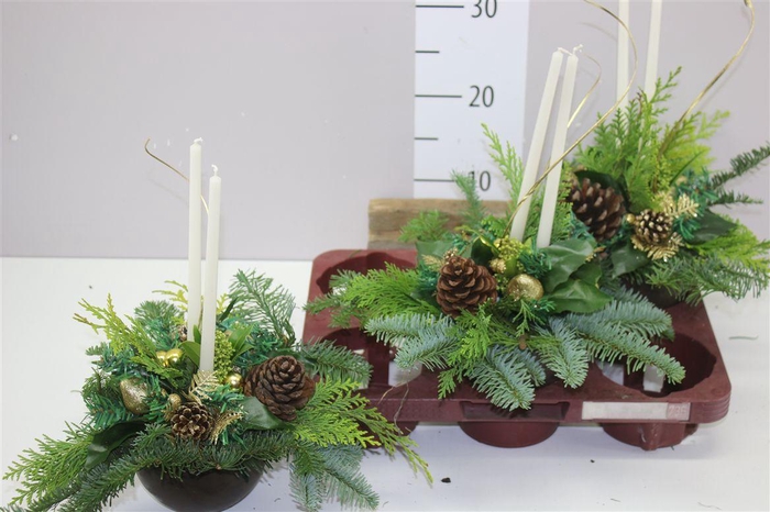 <h4>Arr Kerststuk Nr 7</h4>